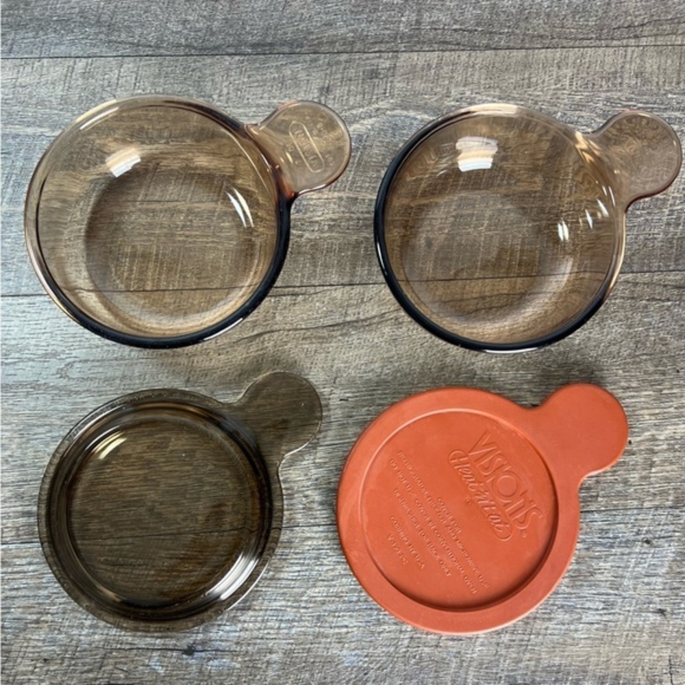 Vintage Grab It bowls set of 2 one glass lid one plastic lid corning Visions